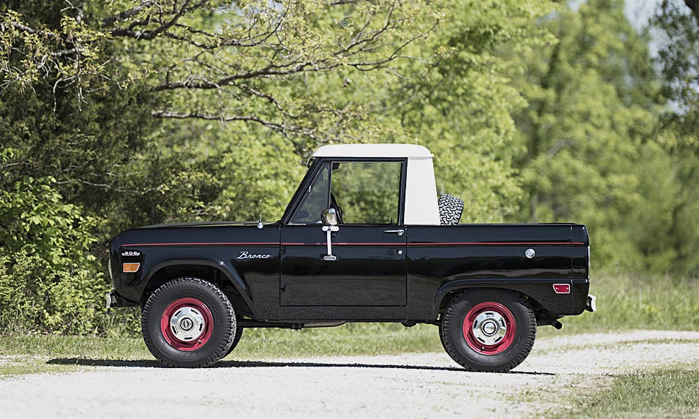 1969-Ford-Bronco-U14-Half-Cab-Auction-2