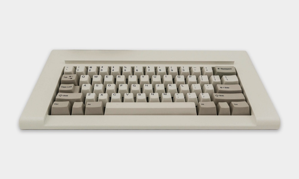 Greatest-Keyboard-from-the-80s-Is-Making-a-Comeback-2-new