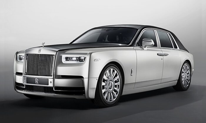 The Phantom VIII Is the Most Technologically Advanced Rolls-Royce Ever