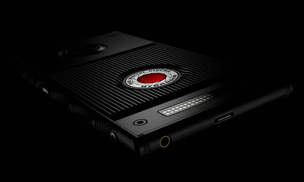 RED-Hydrogen-One-Smartphone