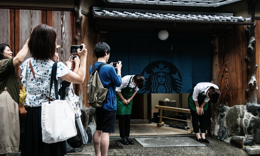 Starbucks-Old-Japanese-Townhouse-2