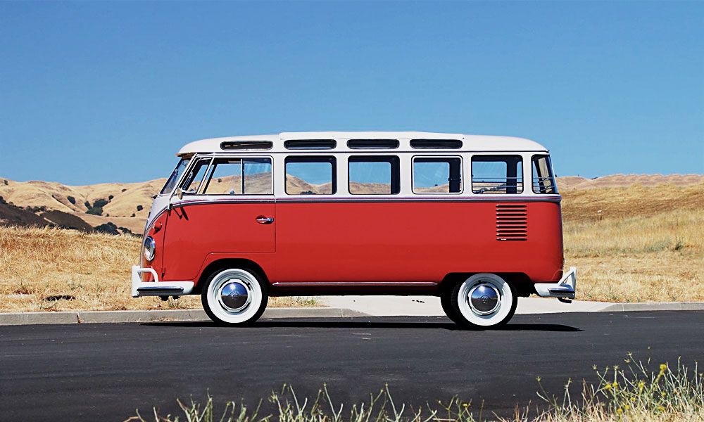 1959-Volkswagen-Deluxe-23-Window-Bus-new-2