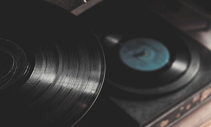 Listen-to-More-Than-25000-Digitized-78rpm-Records-for-Free