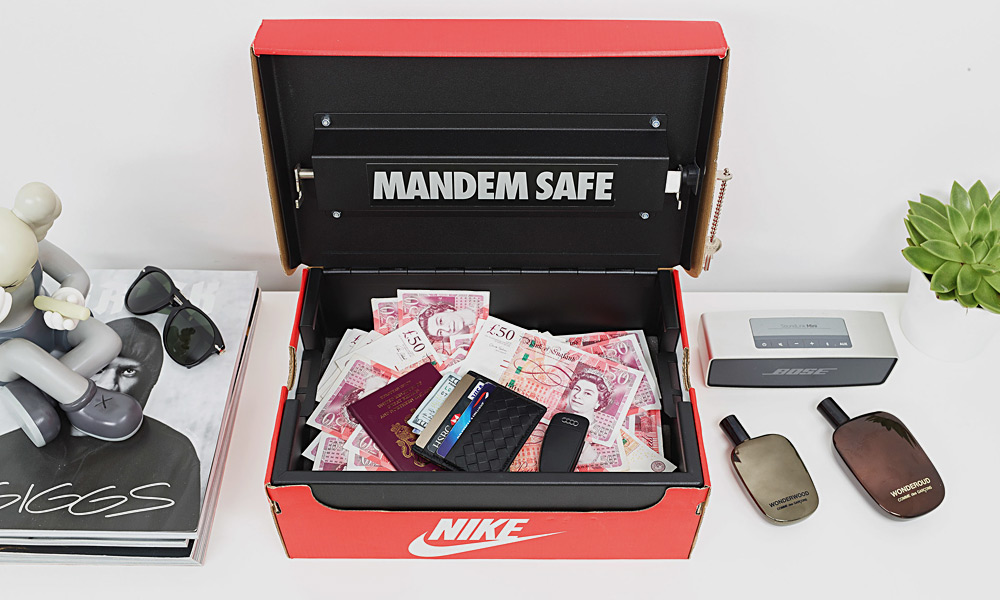 Mandem-Safe-Hides-Inside-a-Shoebox-3