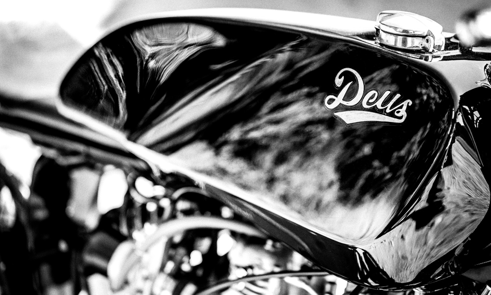 Deus-Ex-Machina-TTT-Motorcycle-2