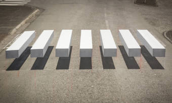 A-Town-in-Iceland-Made-an-Optical-Illusion-Crosswalk-to-Slow-Traffic-1