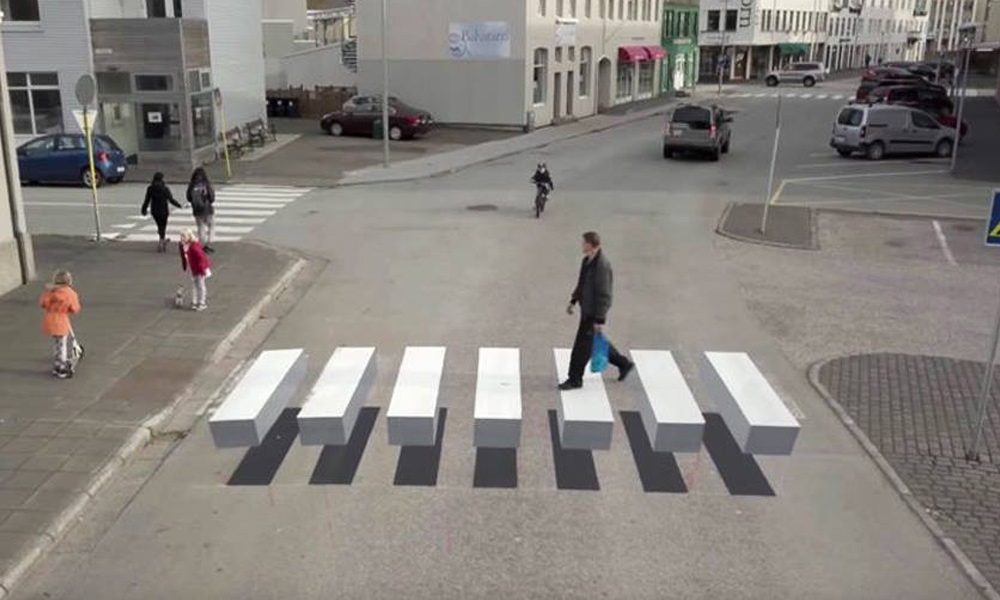 A-Town-in-Iceland-Made-an-Optical-Illusion-Crosswalk-to-Slow-Traffic-2
