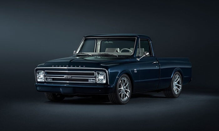 Chevrolet-1967-C-10-Pickup-1