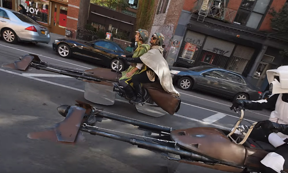 Jesse and Casey Ride Around New York on Star Wars Speeder Bikes
