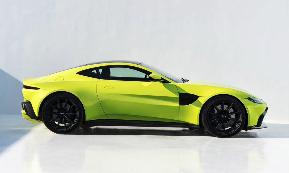 The New Aston Martin Vantage Is Absolutely Bonkers