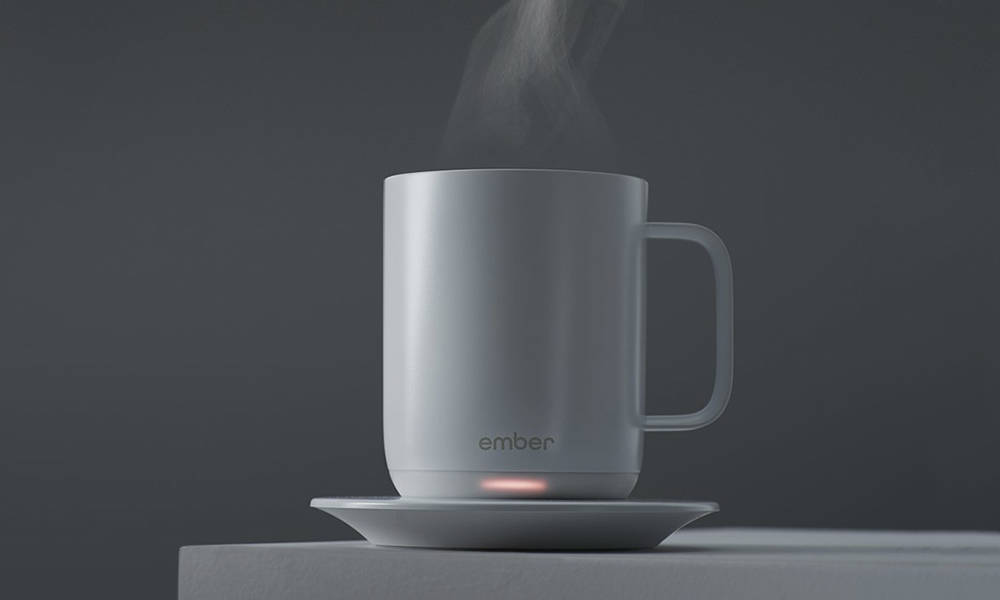 Ember-Ceramic-Mug-Keeps-Your-Coffee-at-the-Perfect-Temperature-1