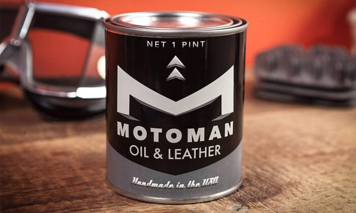 Flying Tiger Moto Oil & Leather Candle