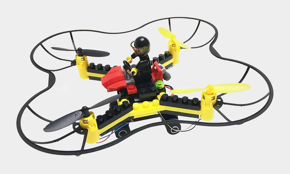 Force-Flyers-LEGO-Drone