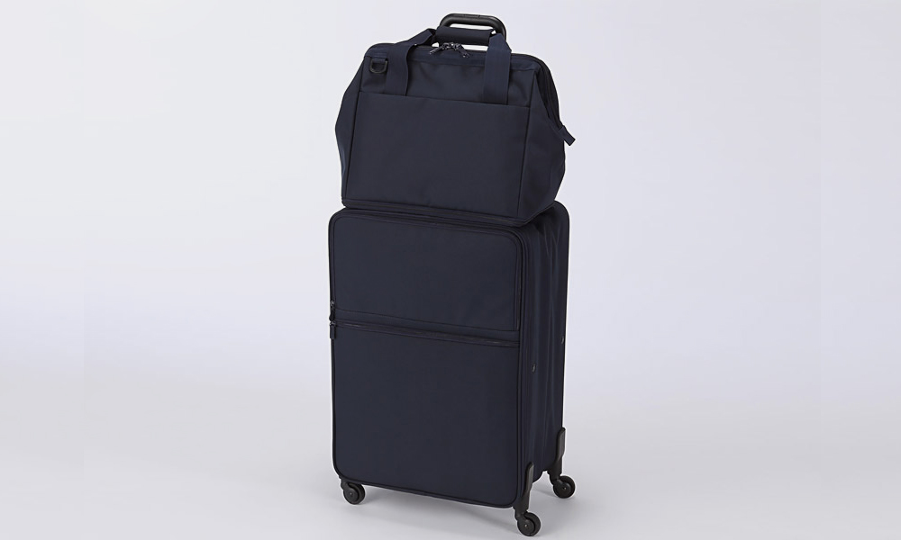 muji 35l suitcase