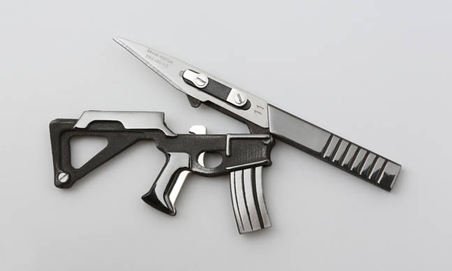 The Puna Is a Multi-Tool That Looks Like a Gun