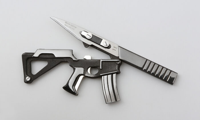 Puna-Is-a-Multi-Tool-That-Looks-Like-a-Gun