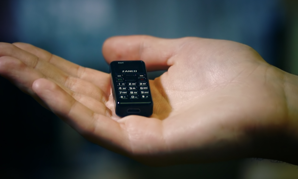 Zanco-tiny-t1-Is-the-Worlds-Smallest-Phone-2