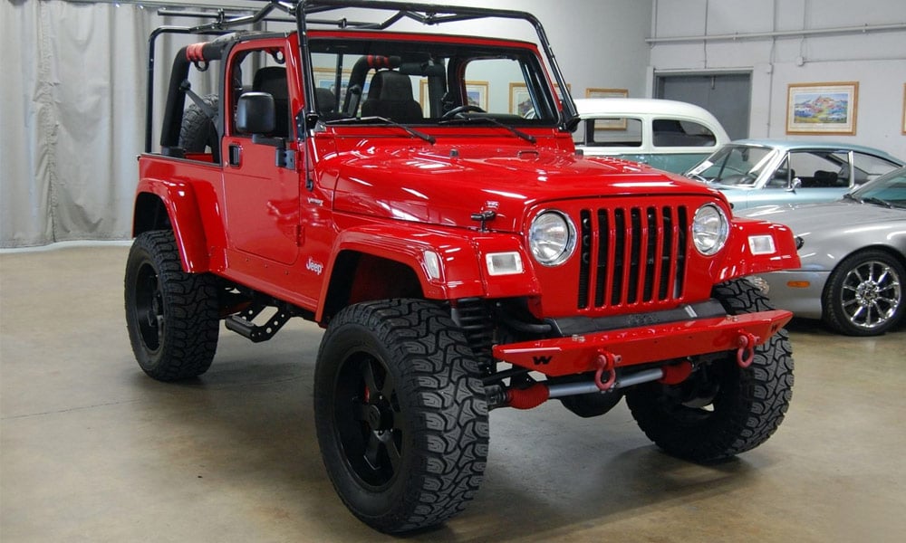 This Jeep Wrangler Has a Dodge Viper Engine in It
