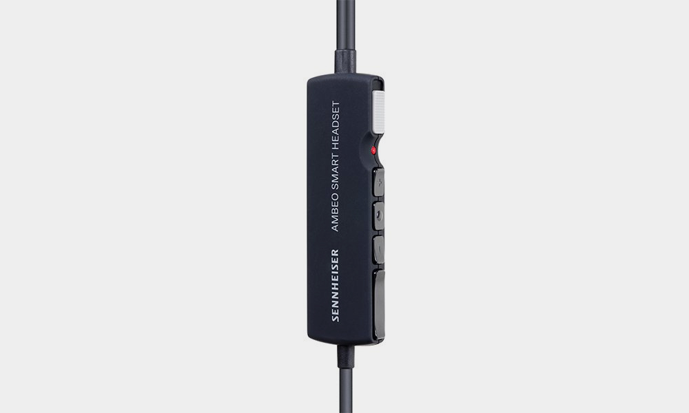 Sennheiser-Ambeo-Smart-Headset-Records-3D-Audio-4