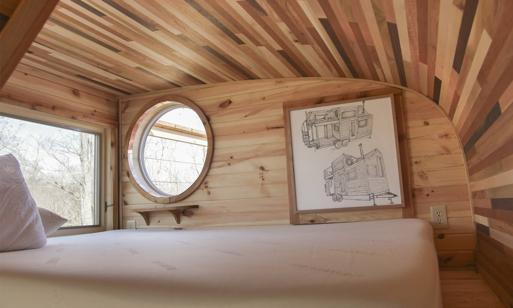 This-Tiny-Home-Is-Built-Around-a-Whiskey-Still-7