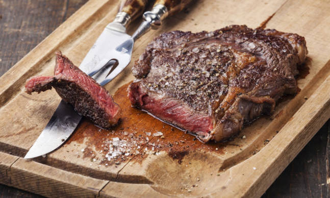 This is How You Cook a Proper Steak