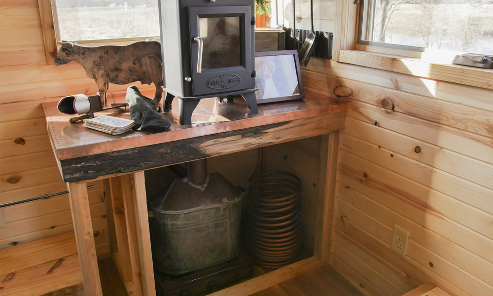 This-Tiny-Home-Is-Built-Around-a-Whiskey-Still-6-new