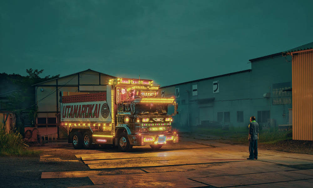Tricked-Out-Trucks-of-Japan-By-Todd-Antony-1