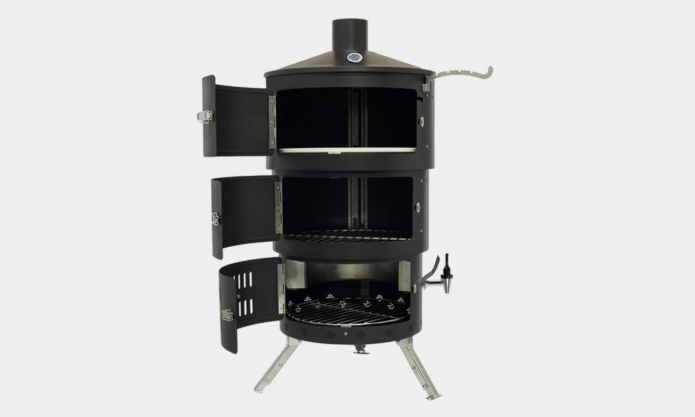 Aquaforno-II-Is-a-Grill-Smoker-Pizza-Oven-and-More-1