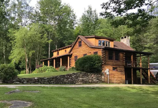 The Best Log Cabins On Airbnb Cool Material