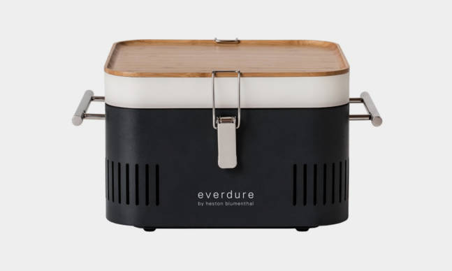 The Cube Grill Is Great for Grilling on the Go