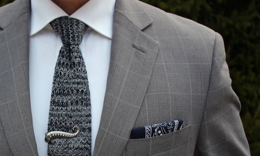 Upgrade Your Accessories With The Dark Knot | Cool Material