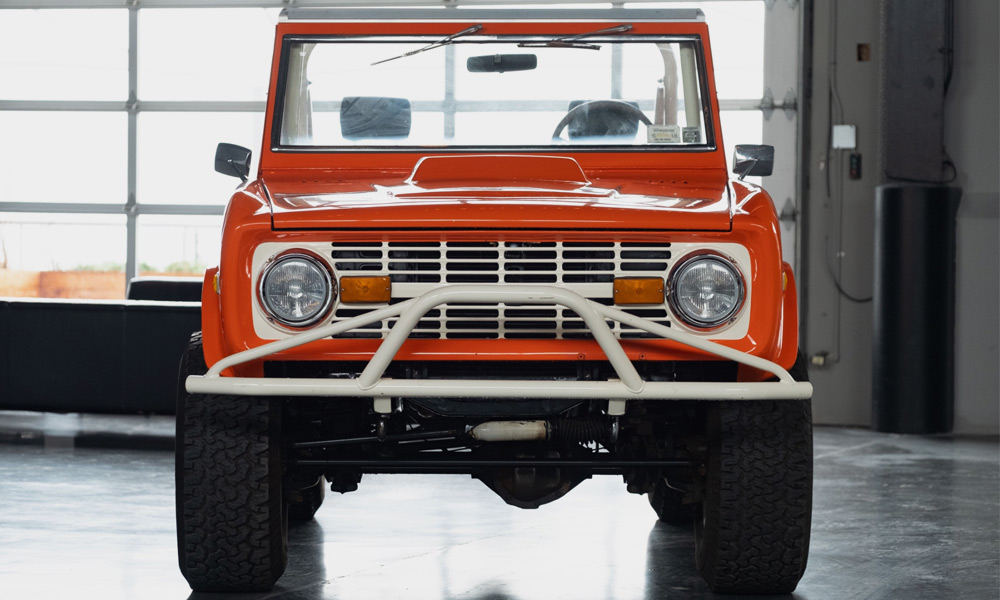 1969-Ford-Bronco-Is-Powered-by-a-V8-Mustang-Engine-3