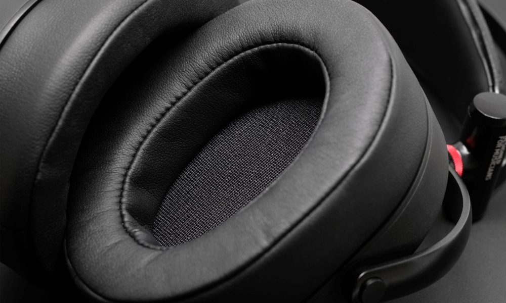 Advanced-Sound-GT-R-Planar-Magnetic-Headphones-5