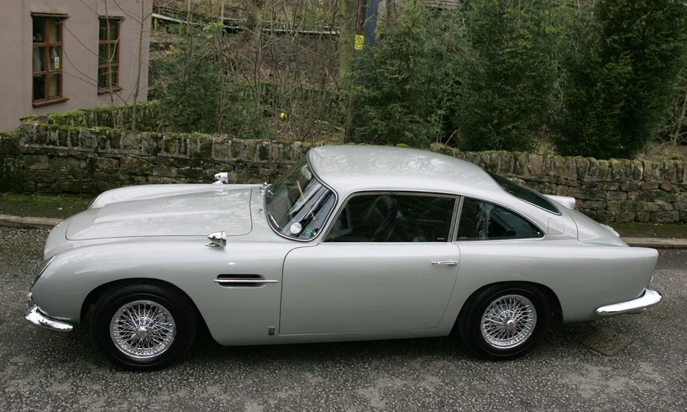 1965-Aston-Martin-DB5-from-'GoldenEye'-Is-Going-to-Auction-4