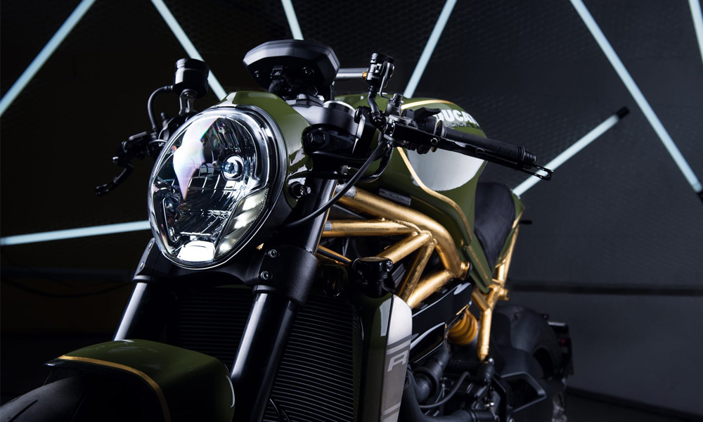 Diamond-Atelier-Built-a-Ducati-Monster-with-24K-Gold-Accents-6