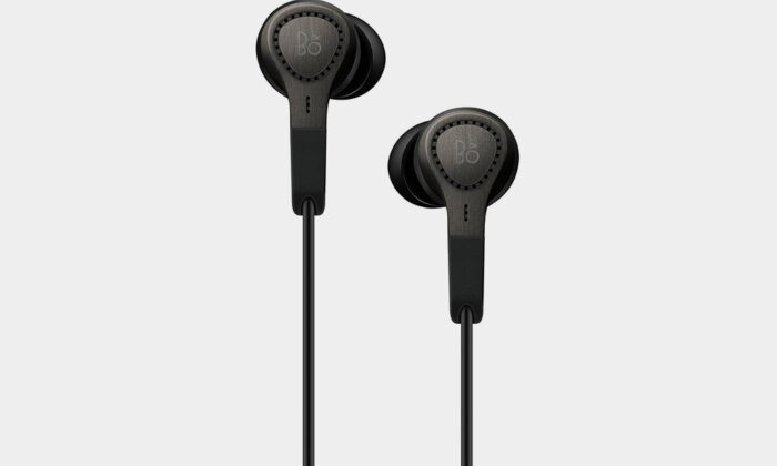 One-of-Our-Favorite-Pairs-of-Noise-Cancelling-Earbuds-Are-on-Sale-for-41-Off-new