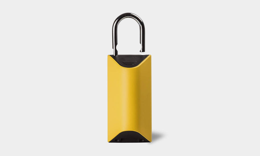BoxLock-Is-a-Padlock-That-Protects-Your-Packages-1