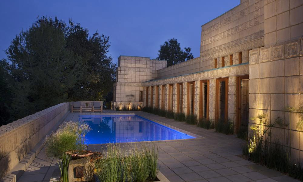 Frank-Lloyd-Wright-House-Seen-in-Blade-Runner-Is-for-Sale-10