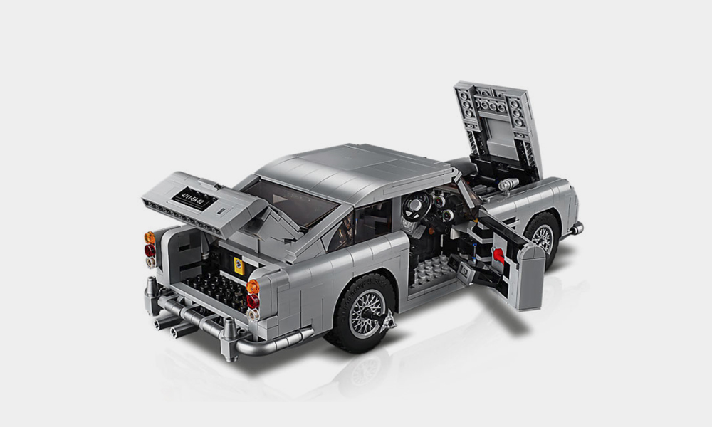 LEGO-James-Bond-Aston-Martin-DB5-2
