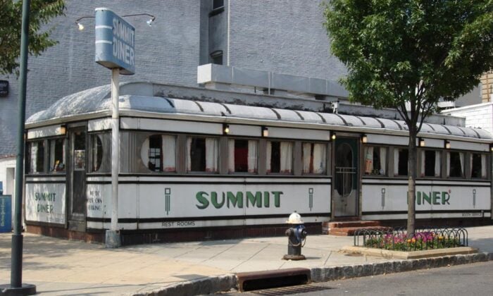 12-Best-Diners-Remaining-in-America-Header