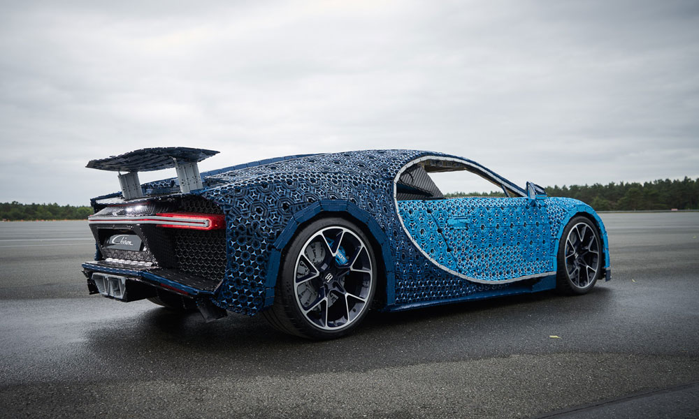 LEGO-Built-a-Life-Size-Bugatti-Chiron-That-Actually-Drives-2