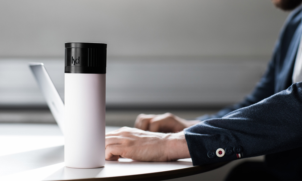 Lyd-Is-a-Water-Bottle-With-360-Degree-Access-5