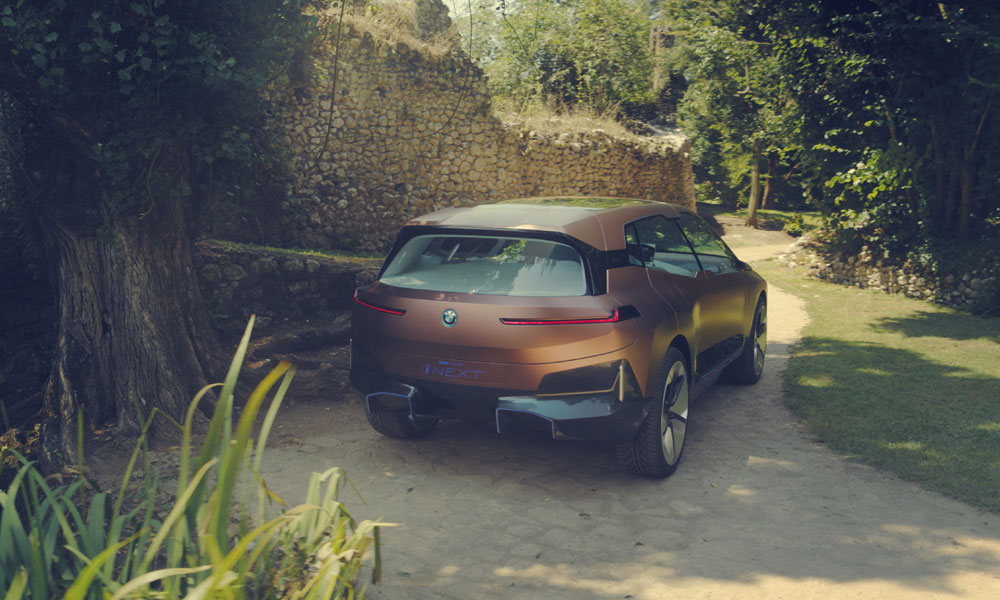BMW-Vision-iNEXT-Crossover-3