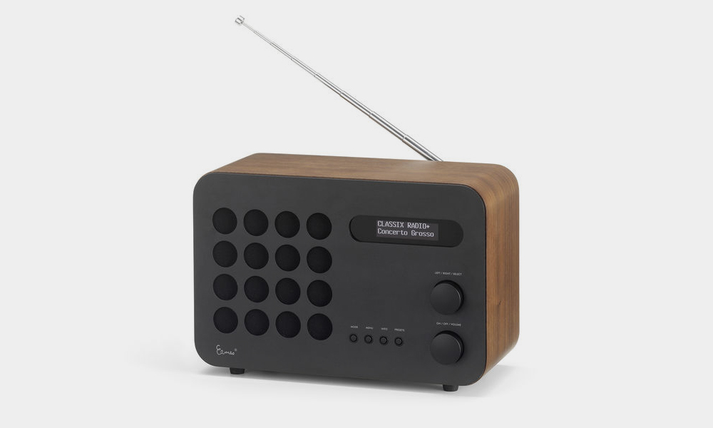 The Eames Radio Is Based on an Unreleased Model from 1946