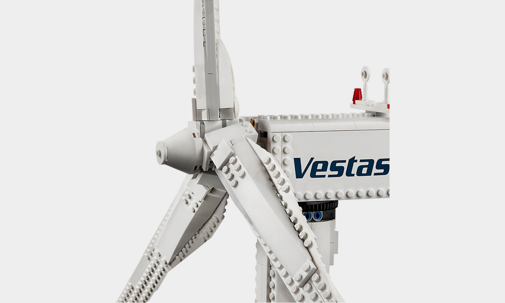 LEGO-Creator-Vestas-Wind-Turbine-3