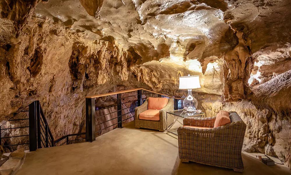 Luxury-Hotel-Is-Built-Inside-a-Cave-7