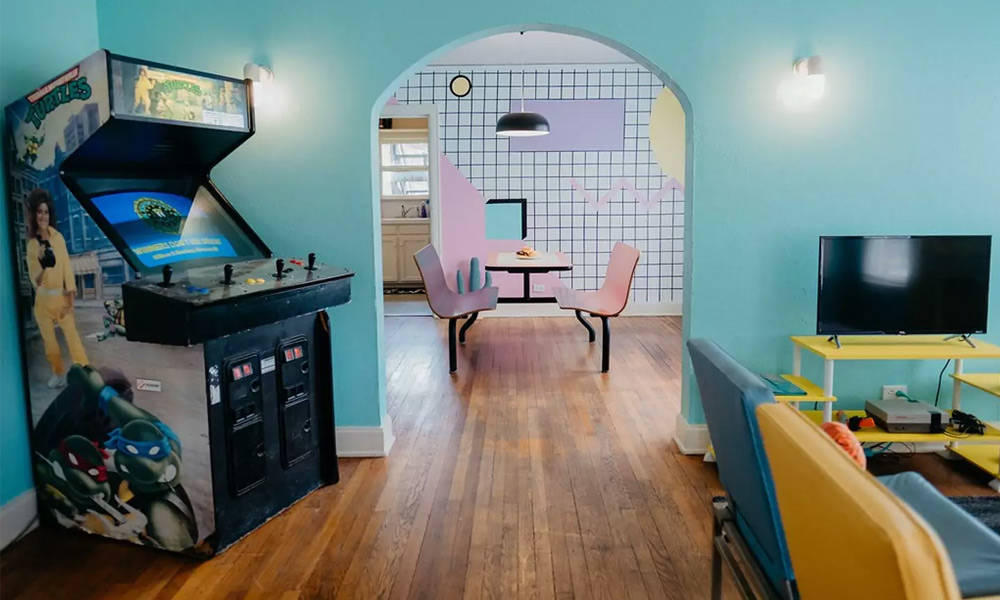 Stay-in-This-80s-Inspired-Airbnb-1