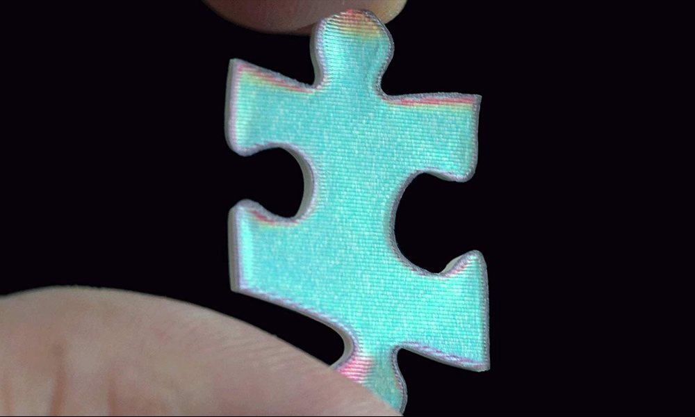 This-Gradient-Jigsaw-Puzzle-Changes-Colors-2