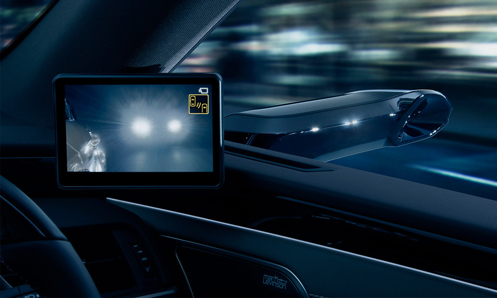This-New-Lexus-ES-Has-Cameras-Instead-of-Side-Mirrors-5