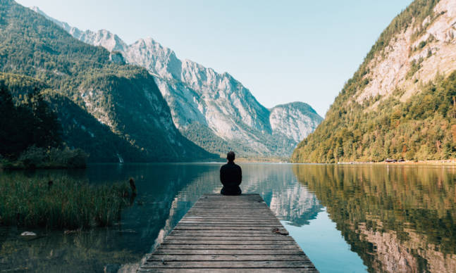 The 12 Best Meditation Apps to Help You Chill the F*ck Out